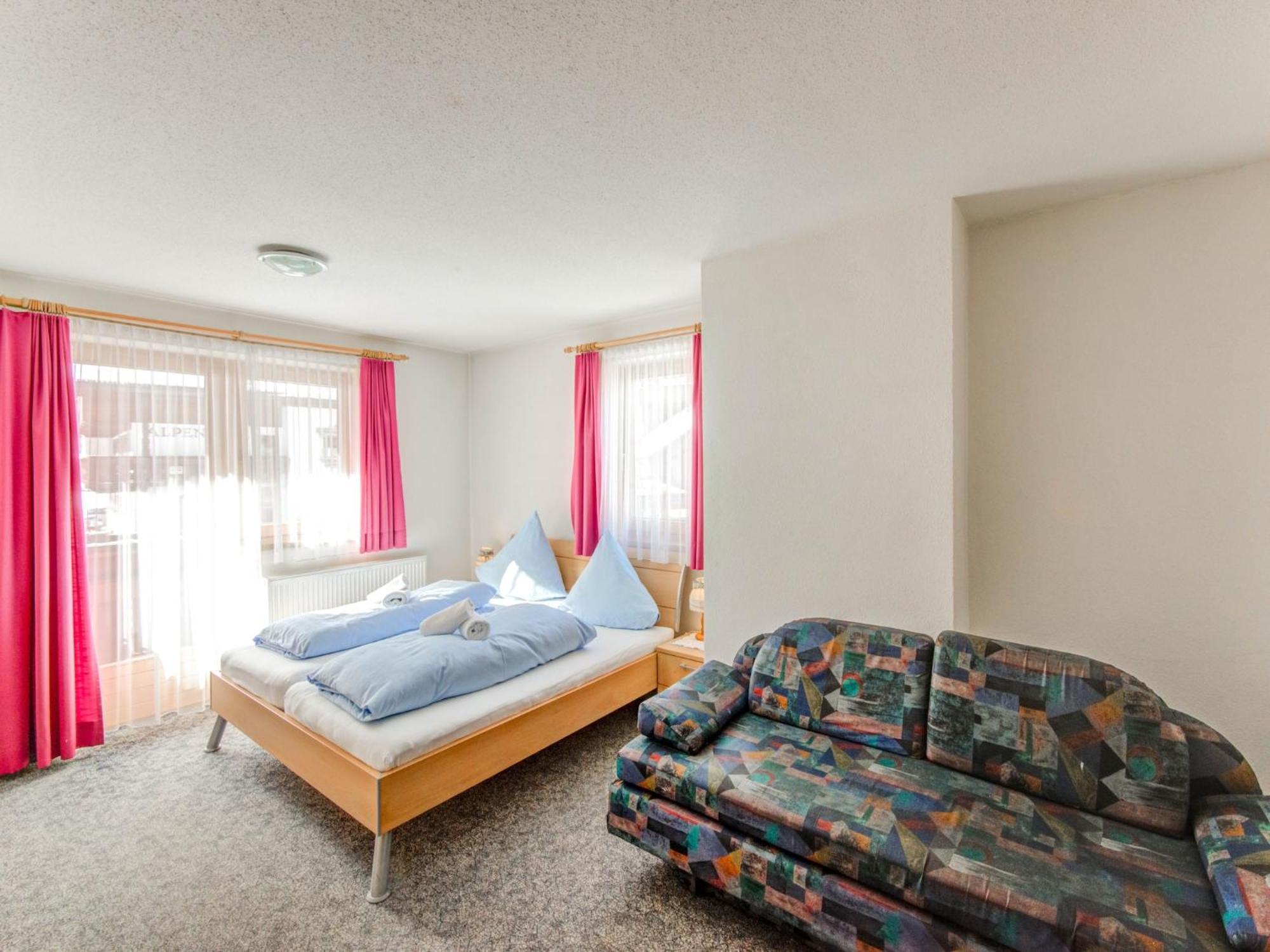 לאנגנפלד Comfortable Apartment In L Ngenfeld With Ski Storage מראה חיצוני תמונה